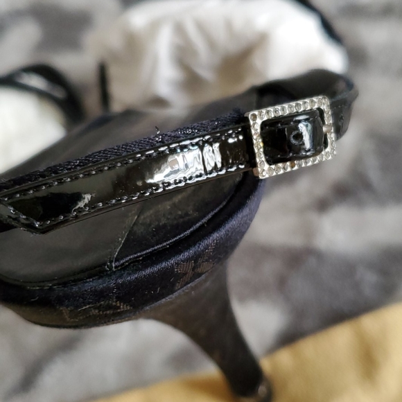 Louis Vuitton Strappy Black Sandal 3.5Inch Hill 39 - Picture 11 of 16